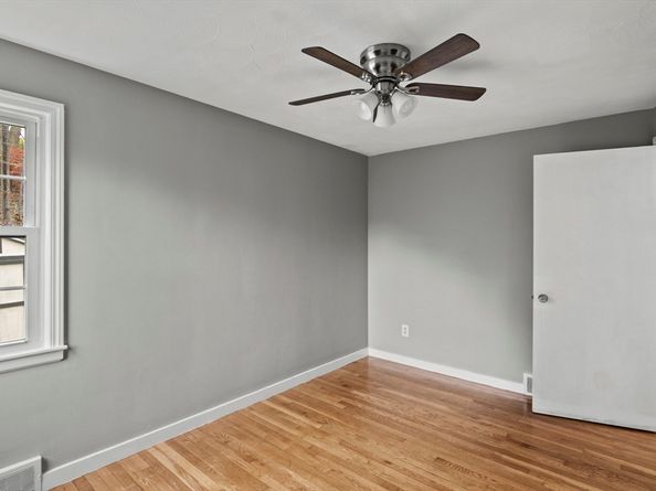 11 Venus Drive, Shrewsbury MA 01545