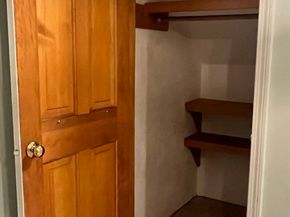 5 Hinman St 4, Sturbridge MA 01518