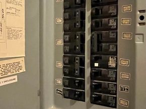 5 Hinman St 4, Sturbridge MA 01518