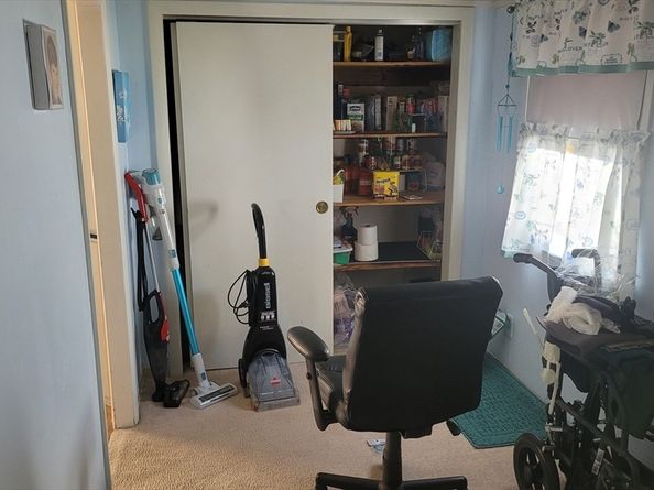 286 Newbury 52, Peabody MA 01960