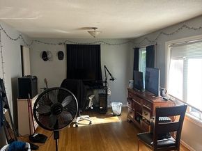 24 Seneca Dr, Hudson MA 01749