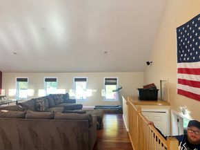 24 Seneca Dr, Hudson MA 01749