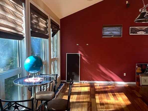 24 Seneca Dr, Hudson MA 01749