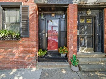 376 Sumner Street