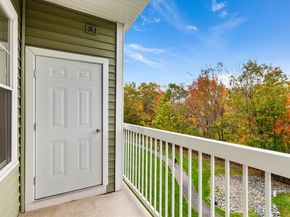 2213 Pennington Dr 2213, Walpole MA 02081