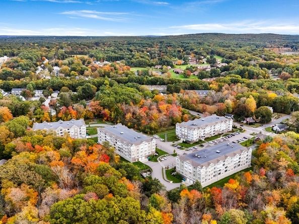 2213 Pennington Dr 2213, Walpole MA 02081