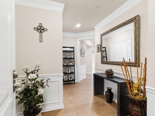 2213 Pennington Dr 2213, Walpole MA 02081