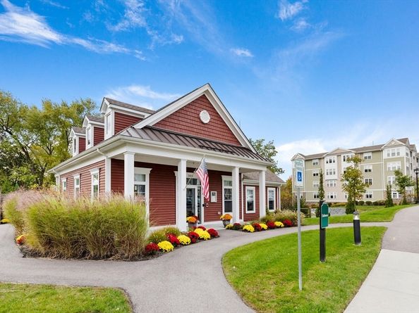 2213 Pennington Dr 2213, Walpole MA 02081