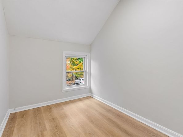 14-24 C St 24, Northbridge MA 01588