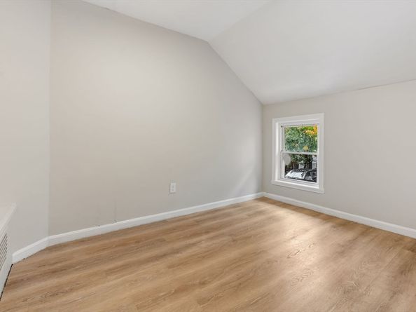 14-24 C St 24, Northbridge MA 01588