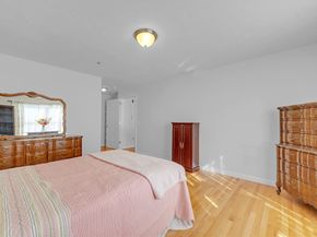 216 Reservoir St 103, Holden MA 01520