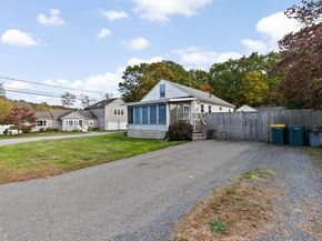 91 Clapp St, Abington MA 02351