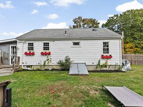 91 Clapp St, Abington MA 02351