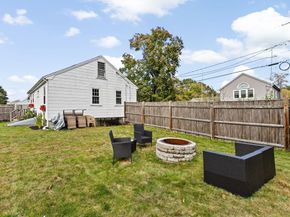 91 Clapp St, Abington MA 02351