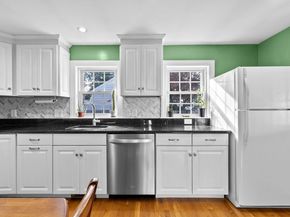 91 Clapp St, Abington MA 02351