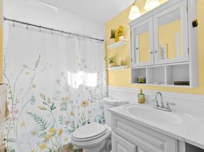 91 Clapp St, Abington MA 02351