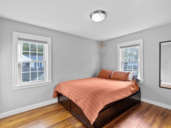 91 Clapp St, Abington MA 02351