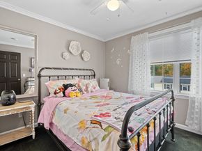 44 Dixfield St, Worcester MA 01606