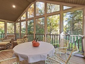 16 Blacksmith Dr, Sudbury MA 01776
