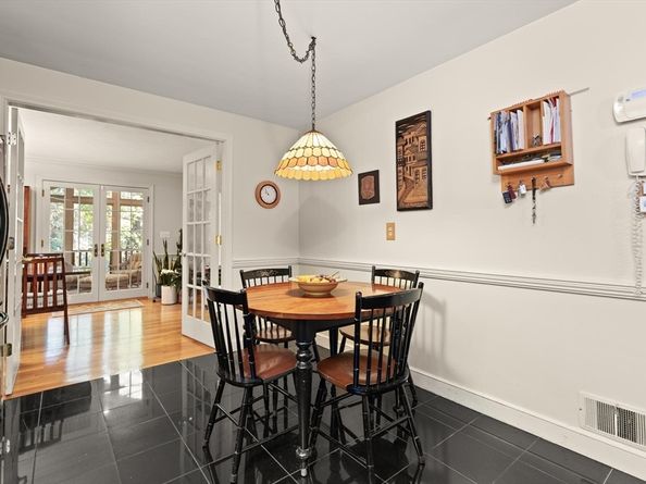 16 Blacksmith Dr, Sudbury MA 01776