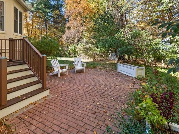 16 Blacksmith Dr, Sudbury MA 01776
