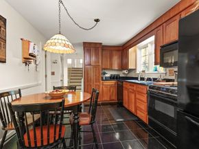 16 Blacksmith Dr, Sudbury MA 01776