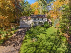 16 Blacksmith Dr, Sudbury MA 01776