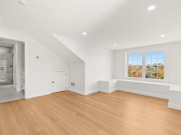 14 Liana Street, Woburn MA 01801