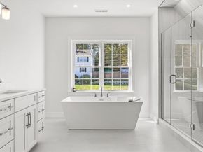 14 Liana Street, Woburn MA 01801