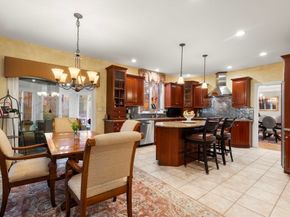 21 Harvest Moon Dr., Natick MA 01760