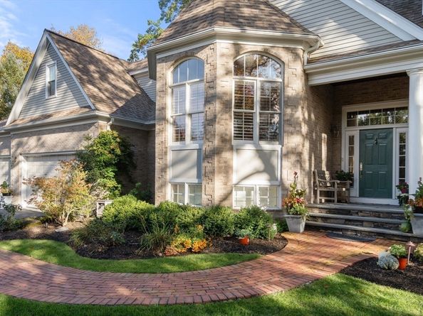 21 Harvest Moon Dr., Natick MA 01760