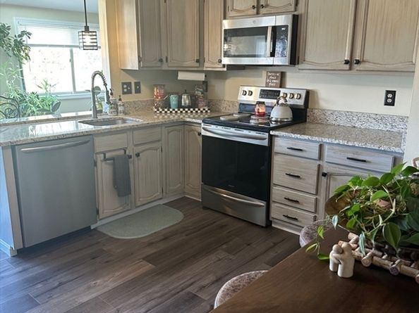 39A Timrod Dr, Worcester MA 01603