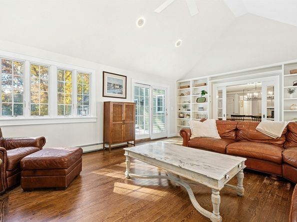 266 Willowgate Rise, Holliston MA 01746