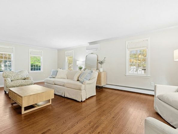 266 Willowgate Rise, Holliston MA 01746