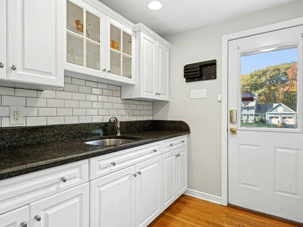 266 Willowgate Rise, Holliston MA 01746