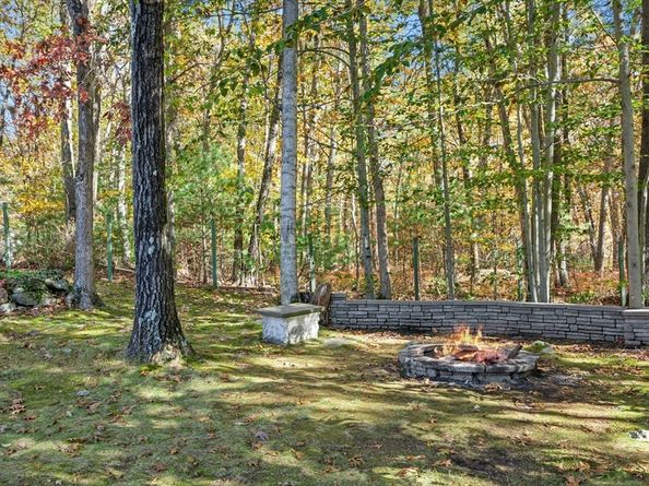 266 Willowgate Rise, Holliston MA 01746