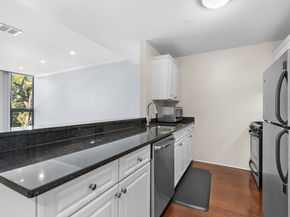 42 8th St 4209, Boston MA 02129