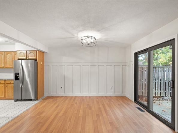 21 Hawthorne Circle 21, Peabody MA 01960