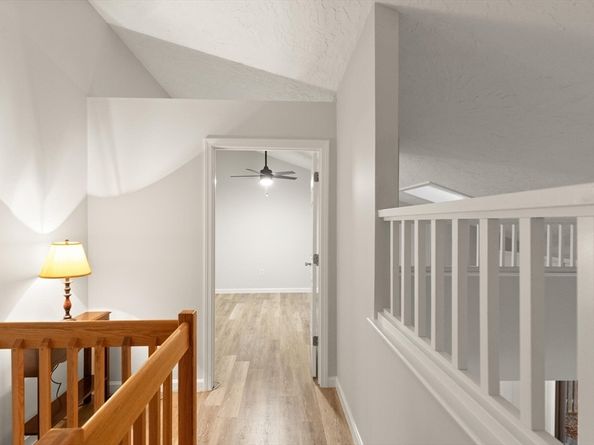 21 Hawthorne Circle 21, Peabody MA 01960