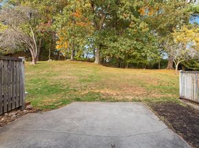 21 Hawthorne Circle 21, Peabody MA 01960