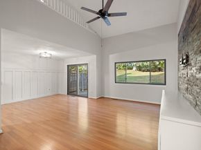 21 Hawthorne Circle 21, Peabody MA 01960