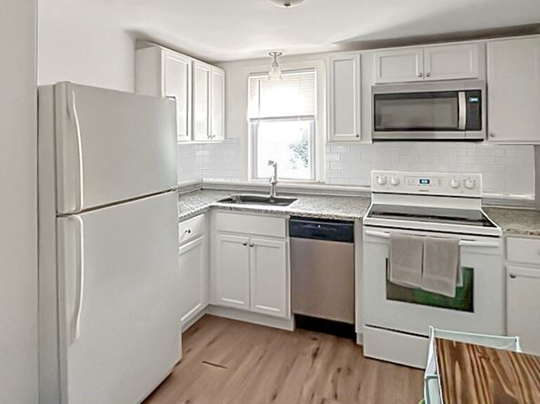 20 Hargrave Avenue, Holliston MA 01746
