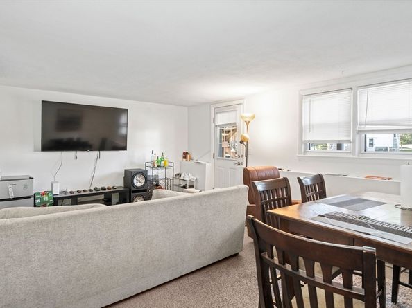 20 Hargrave Avenue, Holliston MA 01746