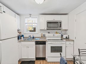 20 Hargrave Avenue, Holliston MA 01746