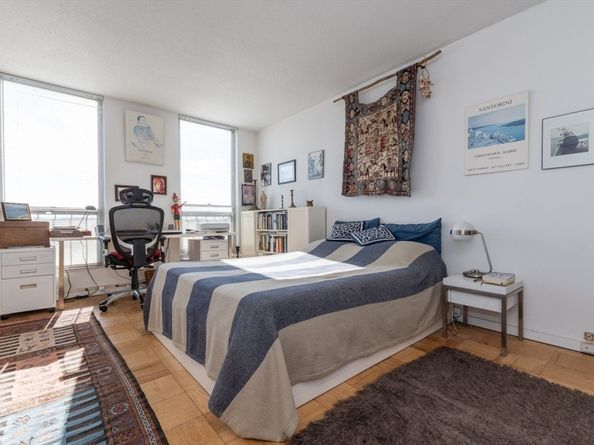 77 Pond Ave 1506, Brookline MA 02445