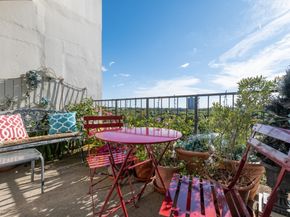 77 Pond Ave 1506, Brookline MA 02445