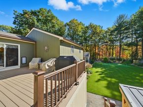 11 Patchs Pond Ln, Wilmington MA 01887