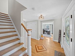 11 Patchs Pond Ln, Wilmington MA 01887