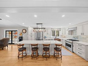 11 Patchs Pond Ln, Wilmington MA 01887