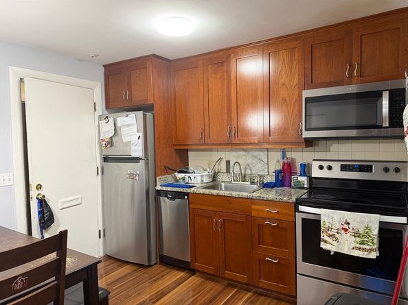 61 Fairmount St 11, Marlborough MA 01752